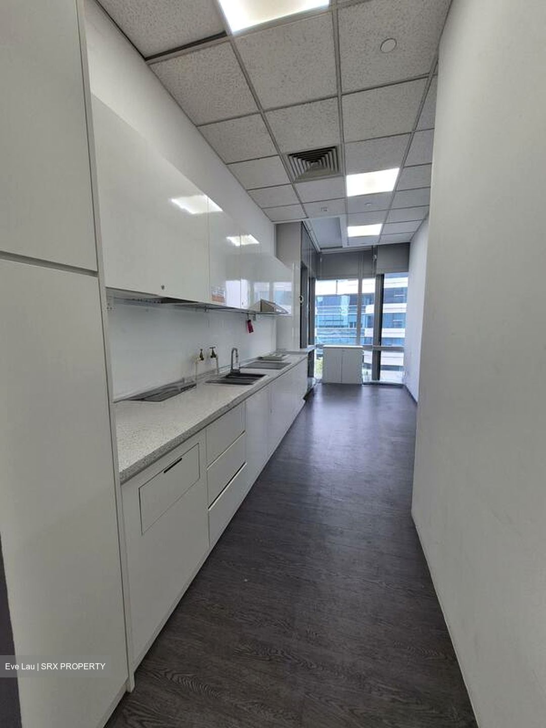 Alexandra Point (D5), Office #521925811
